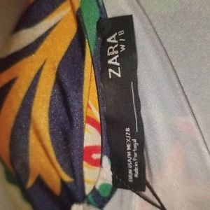 Zara Dresses - Zara Floral long sleeve dress Zara Dresses - Zara Floral long sleeve dress